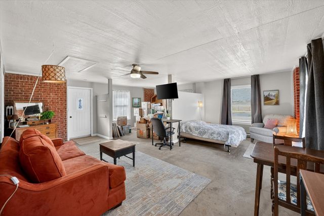 1700 Fm 637, Corsicana, TX 75109