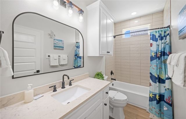 3087 S 11th St 401, Port Aransas, TX 78373