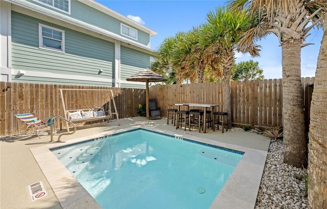 3087 S 11th St 401, Port Aransas, TX 78373