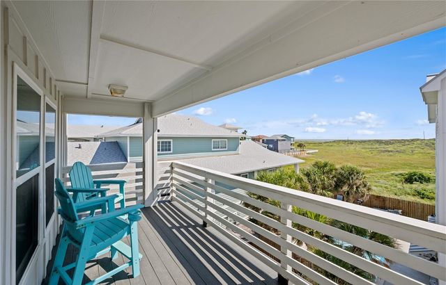 3087 S 11th St 401, Port Aransas, TX 78373