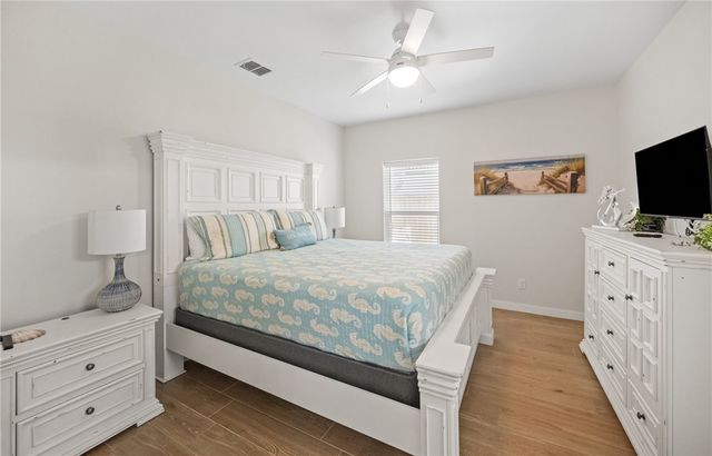 3087 S 11th St 401, Port Aransas, TX 78373