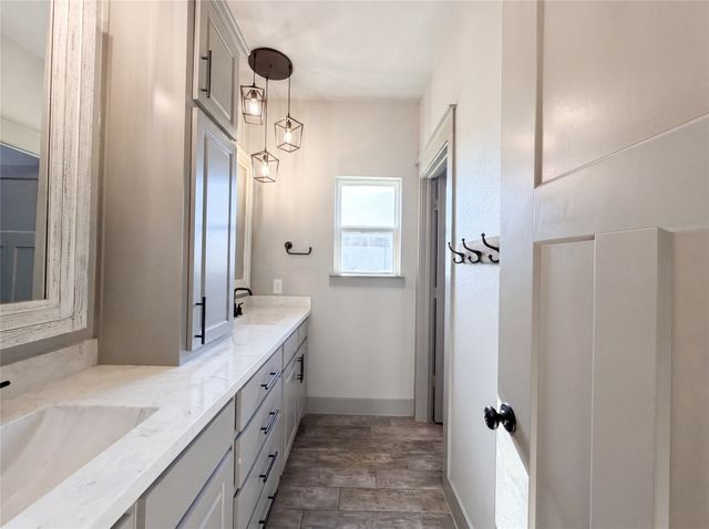 725 Cheyenne Trail, Trenton, TX 75490
