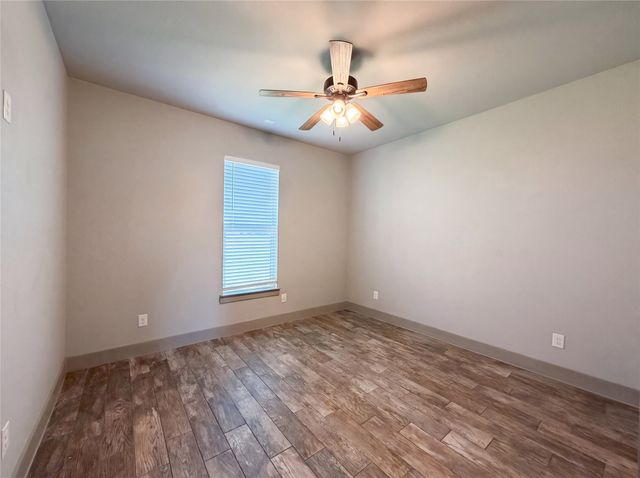 725 Cheyenne Trail, Trenton, TX 75490
