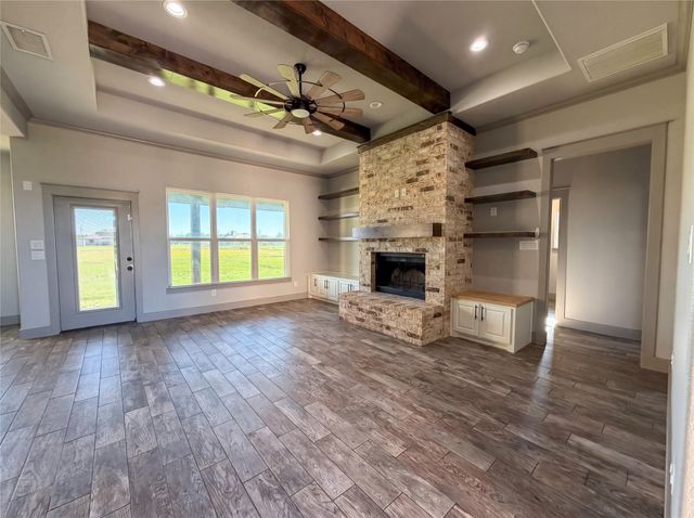 725 Cheyenne Trail, Trenton, TX 75490