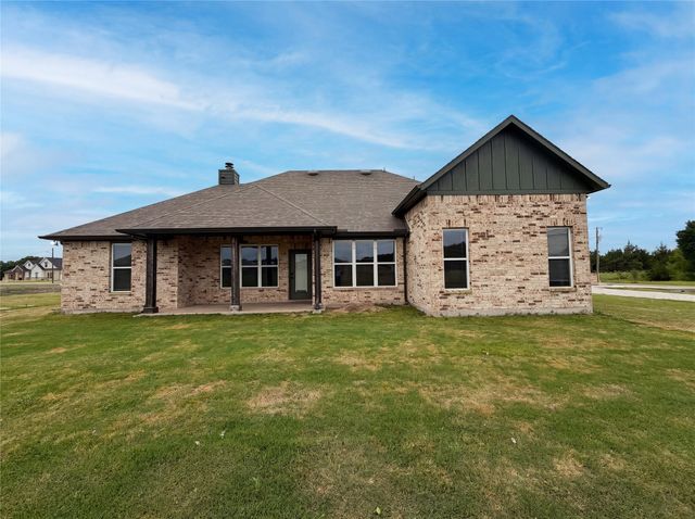 725 Cheyenne Trail, Trenton, TX 75490