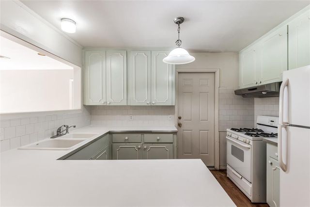 5537 Lincrest Lane, Houston, TX 77056