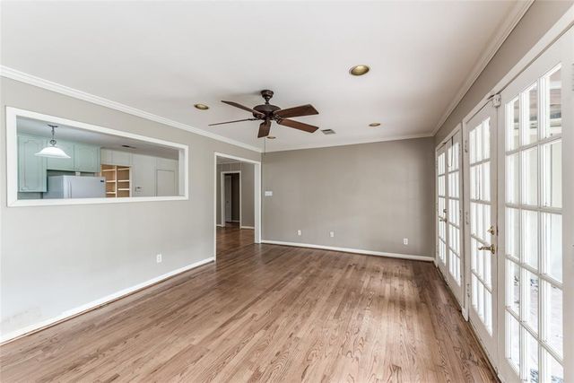 5537 Lincrest Lane, Houston, TX 77056