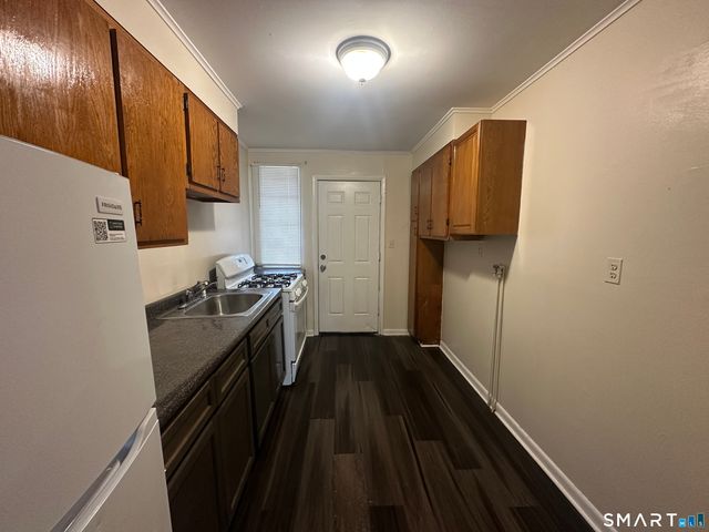 164 Virginia Avenue B, Bridgeport, CT 06610