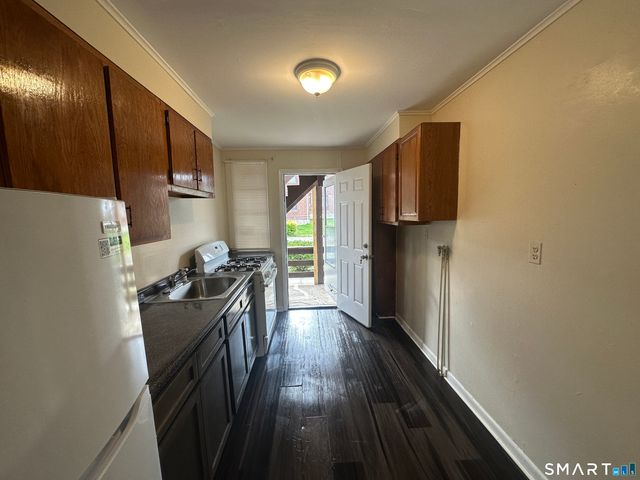 164 Virginia Avenue B, Bridgeport, CT 06610