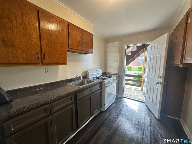 164 Virginia Avenue B, Bridgeport, CT 06610