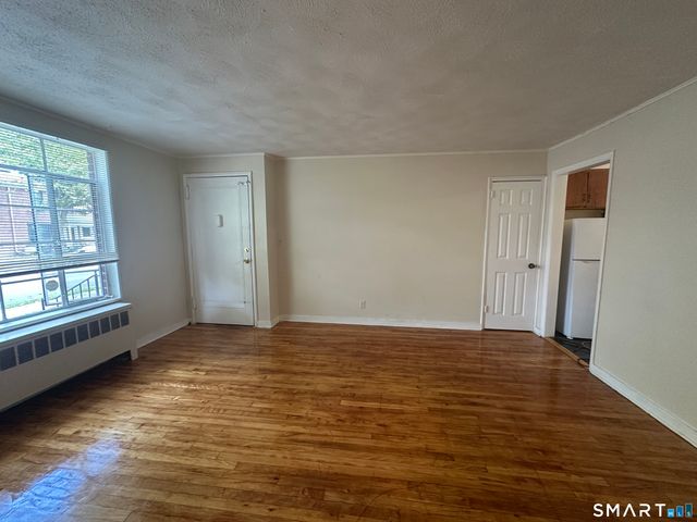 164 Virginia Avenue B, Bridgeport, CT 06610