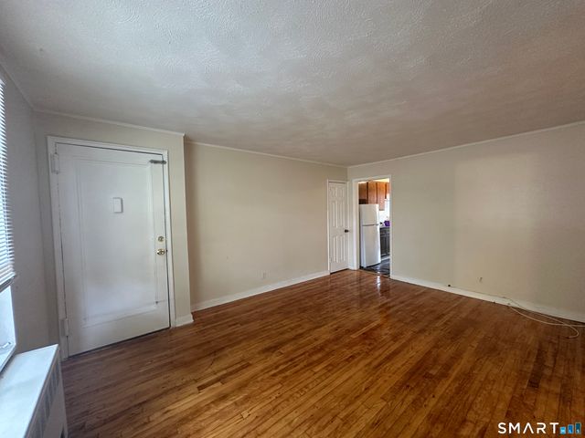 164 Virginia Avenue B, Bridgeport, CT 06610