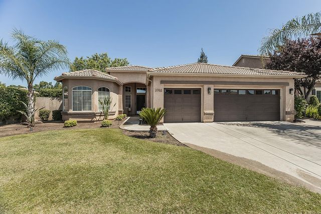 2702 E Caraway Court, Fresno, CA 93720