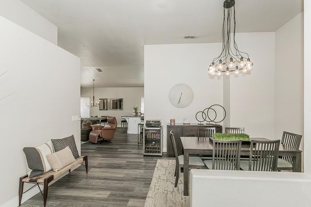 2702 E Caraway Court, Fresno, CA 93720