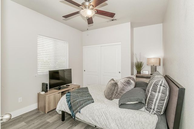 2702 E Caraway Court, Fresno, CA 93720
