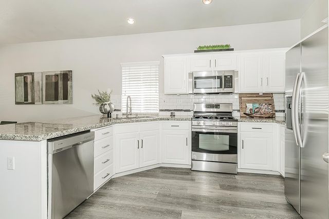 2702 E Caraway Court, Fresno, CA 93720