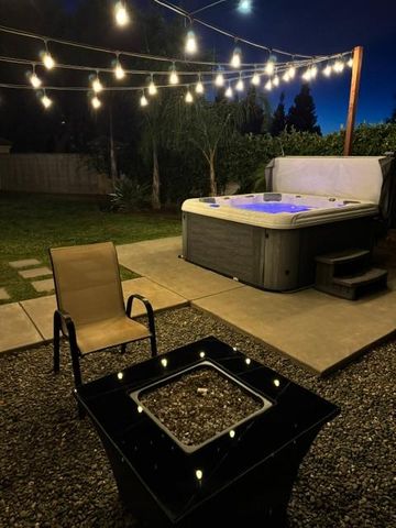 2702 E Caraway Court, Fresno, CA 93720