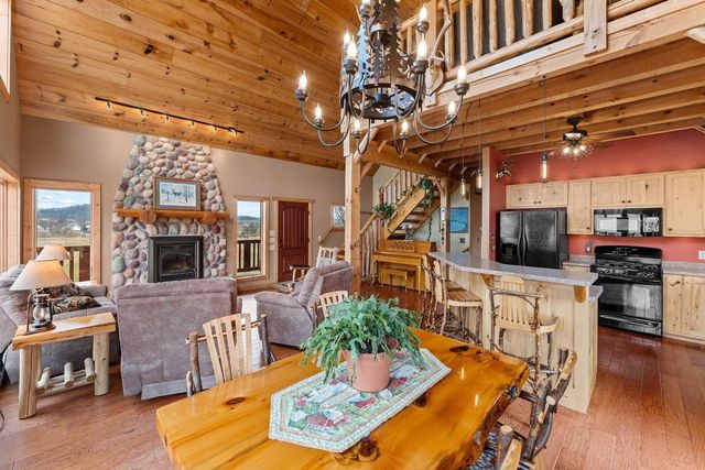 E7748 Mill Road, Spring Green, WI 53588