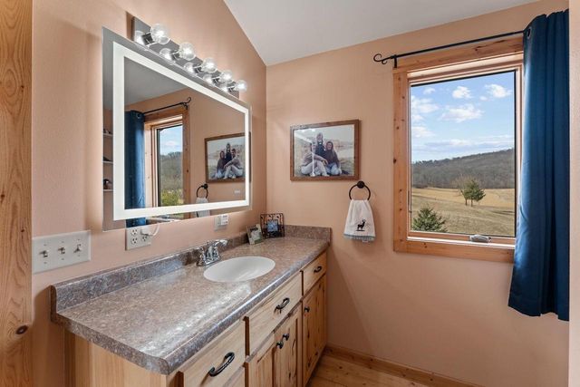 E7748 Mill Road, Spring Green, WI 53588