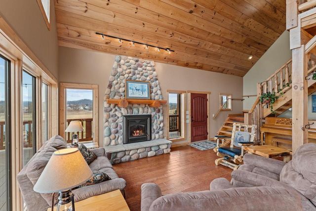 E7748 Mill Road, Spring Green, WI 53588