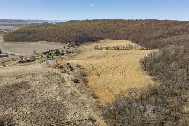 E7748 Mill Road, Spring Green, WI 53588