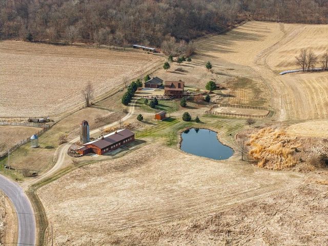 E7748 Mill Road, Spring Green, WI 53588