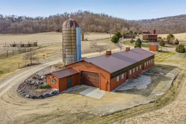 E7748 Mill Road, Spring Green, WI 53588