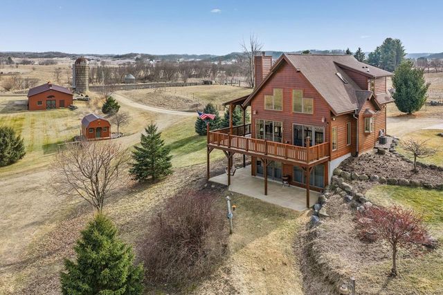 E7748 Mill Road, Spring Green, WI 53588