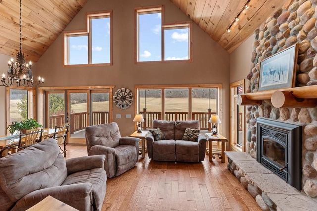 E7748 Mill Road, Spring Green, WI 53588