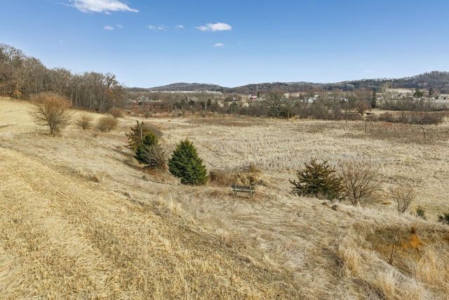 E7748 Mill Road, Spring Green, WI 53588