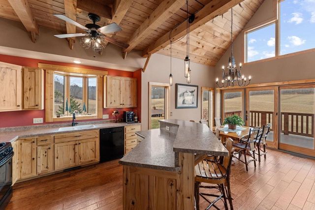 E7748 Mill Road, Spring Green, WI 53588