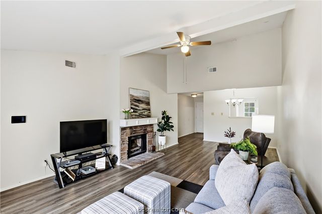 2523 Longmire Drive, College Station, TX 77845