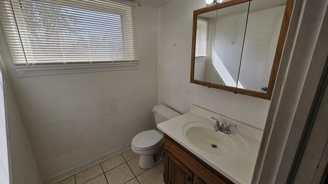 18570 W Pamela Place, Gurnee, IL 60031