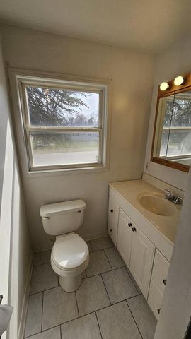 18570 W Pamela Place, Gurnee, IL 60031