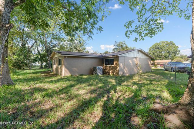 6990 ROBERT F KENNEDY Circle, Jacksonville, FL 32209