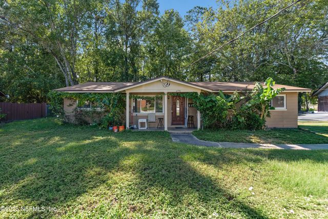 6990 ROBERT F KENNEDY Circle, Jacksonville, FL 32209