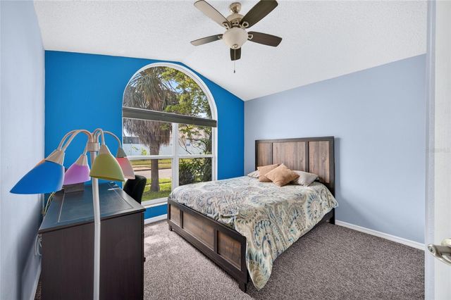 2577 ONEIDA LOOP, Kissimmee, FL 34747