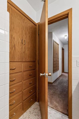 202 Ash Street W, South Saint Paul, MN 55075