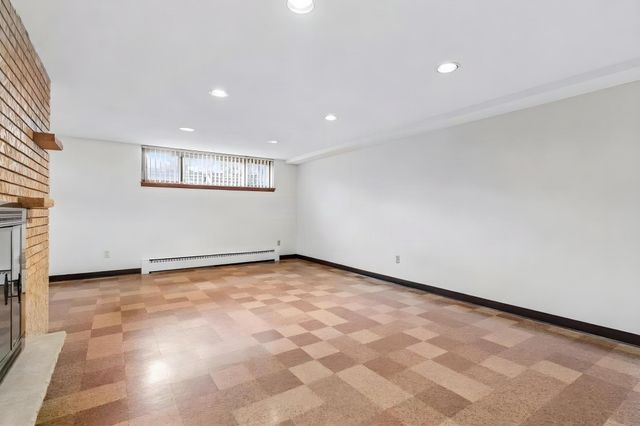 202 Ash Street W, South Saint Paul, MN 55075