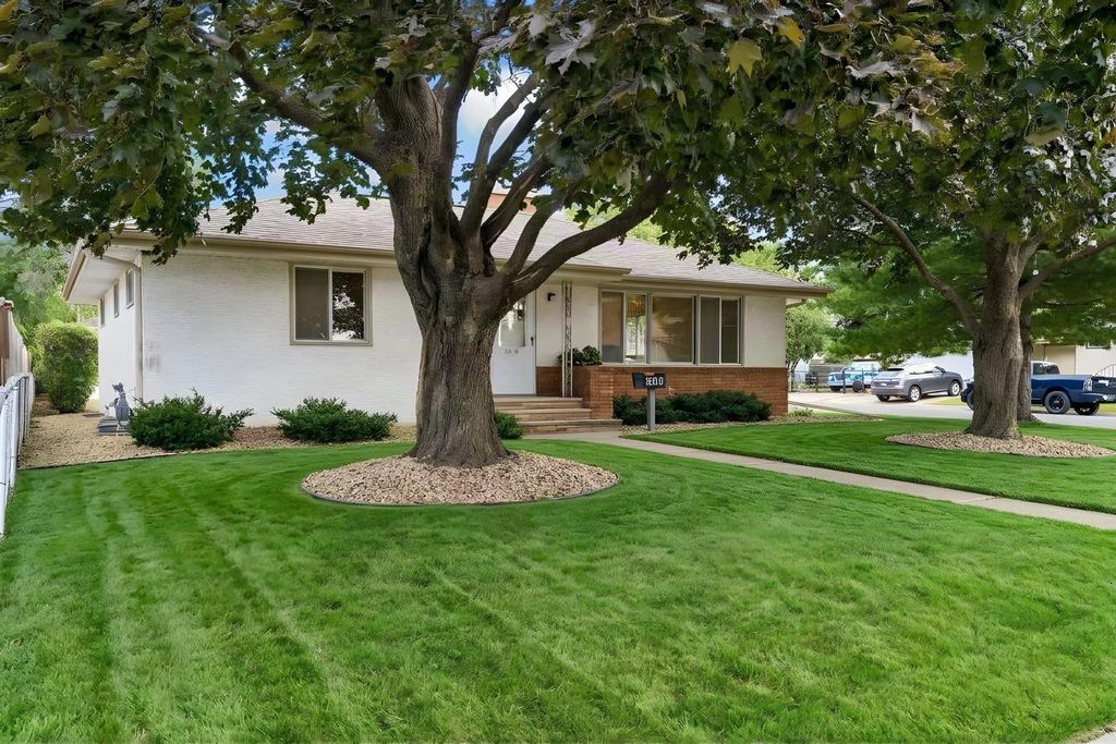202 Ash Street W, South Saint Paul, MN 55075 — photo 2
