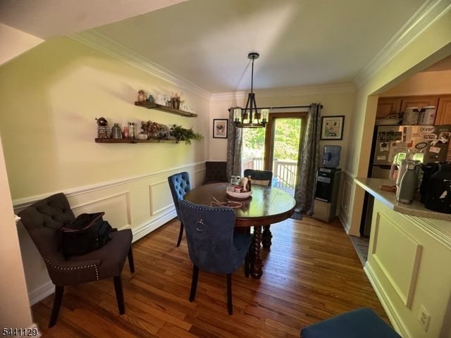 53 Village Dr, Hamburg Boro, NJ 07419
