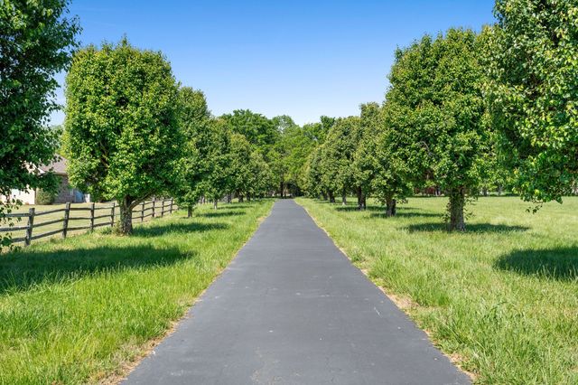 4301 N Chapel Rd, Franklin, TN 37067