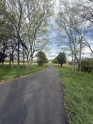 4301 N Chapel Rd, Franklin, TN 37067