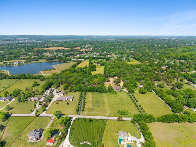 4301 N Chapel Rd, Franklin, TN 37067