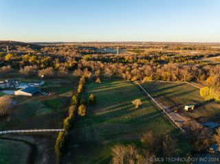 1 E 161st Street, Bixby, OK 74008