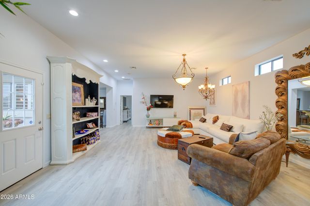 13451 N 50TH Street, Scottsdale, AZ 85254