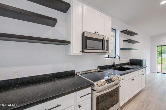 13451 N 50TH Street, Scottsdale, AZ 85254