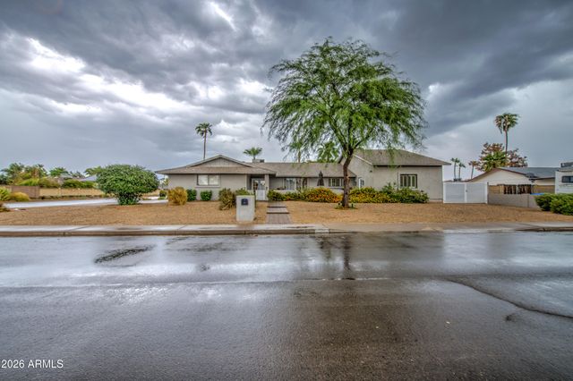 13451 N 50TH Street, Scottsdale, AZ 85254