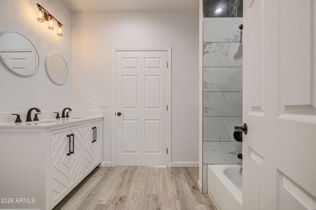 13451 N 50TH Street, Scottsdale, AZ 85254