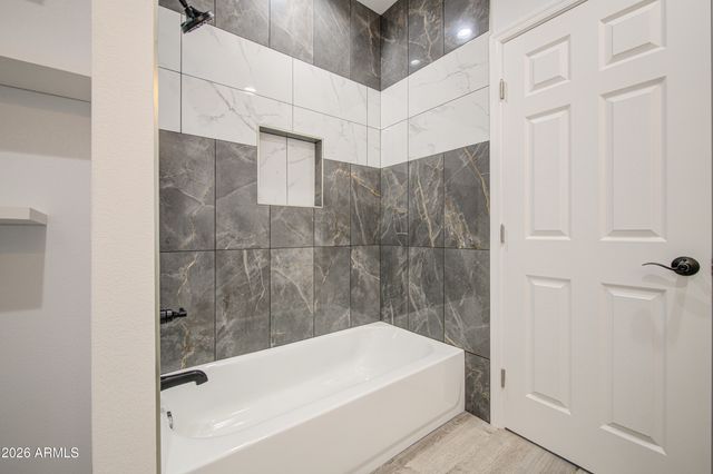 13451 N 50TH Street, Scottsdale, AZ 85254